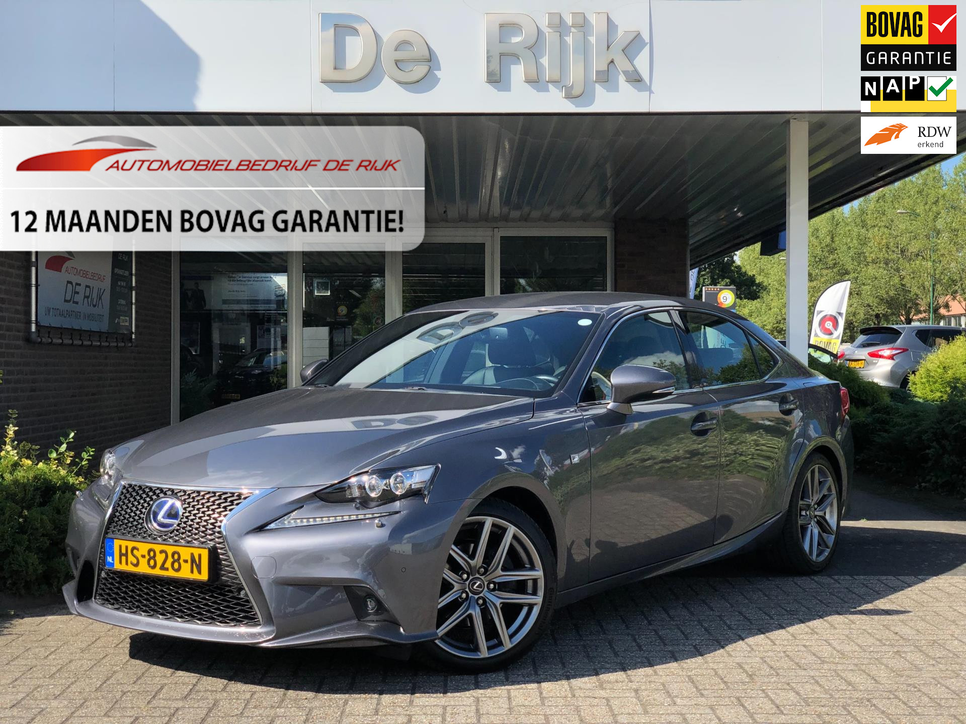 Lexus IS
