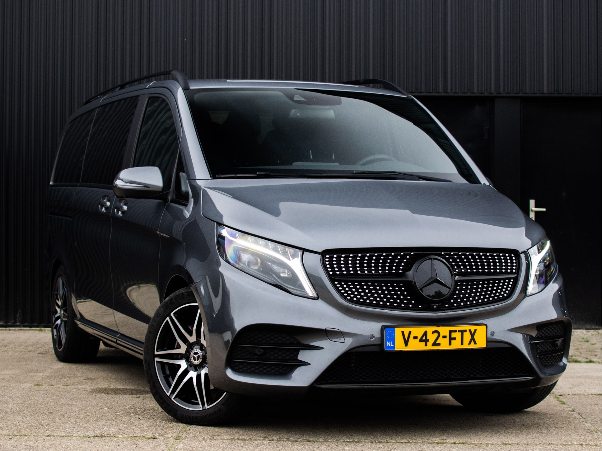 Foto van Mercedes-Benz V-Klasse
