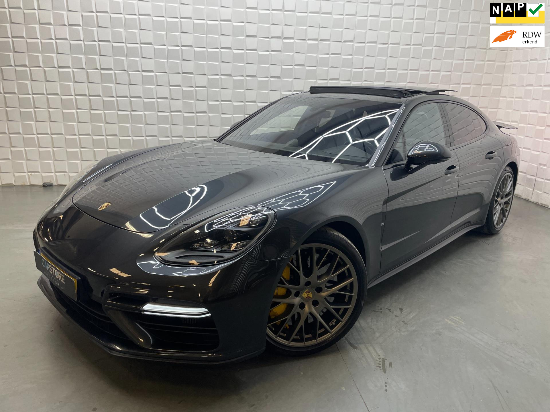 Foto van Porsche Panamera