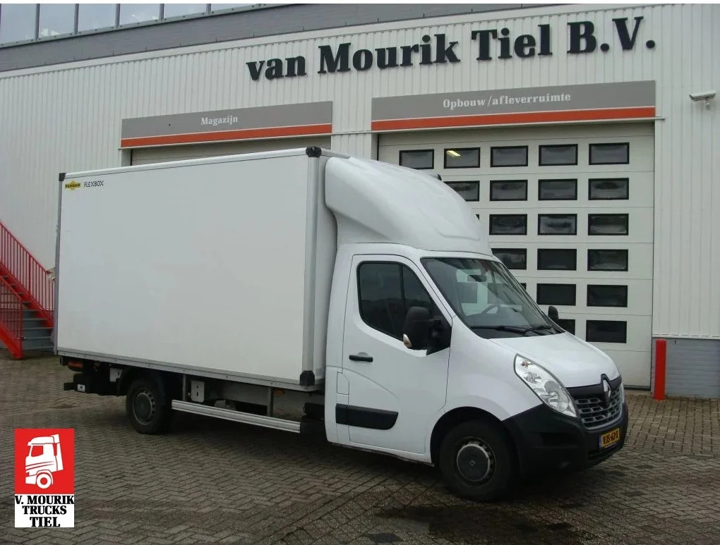 Foto van Humbaur RENAULT MASTER FLEXBOX