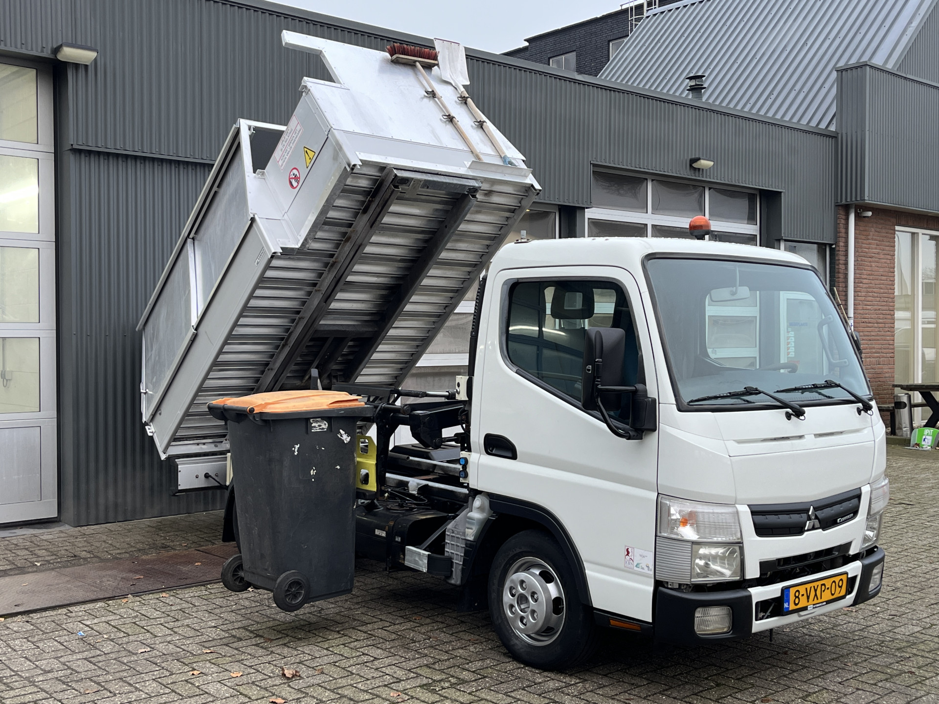Foto van Mitsubishi Canter