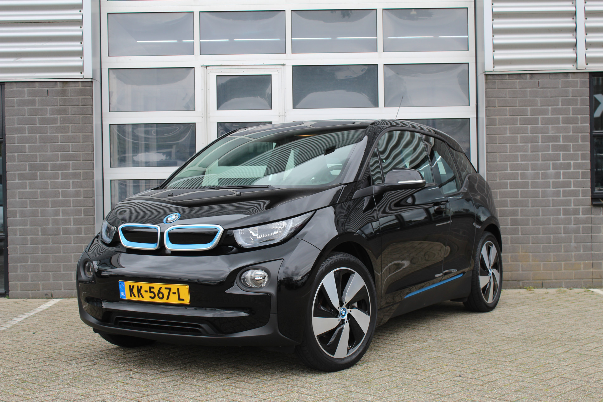 BMW i3