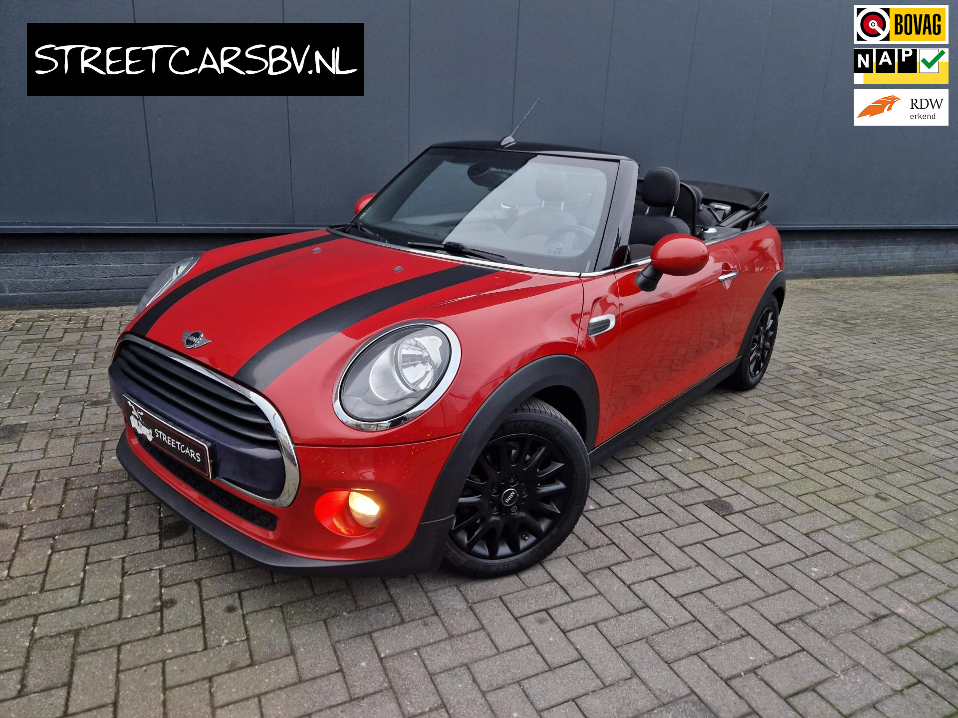 Foto van MINI Cabrio