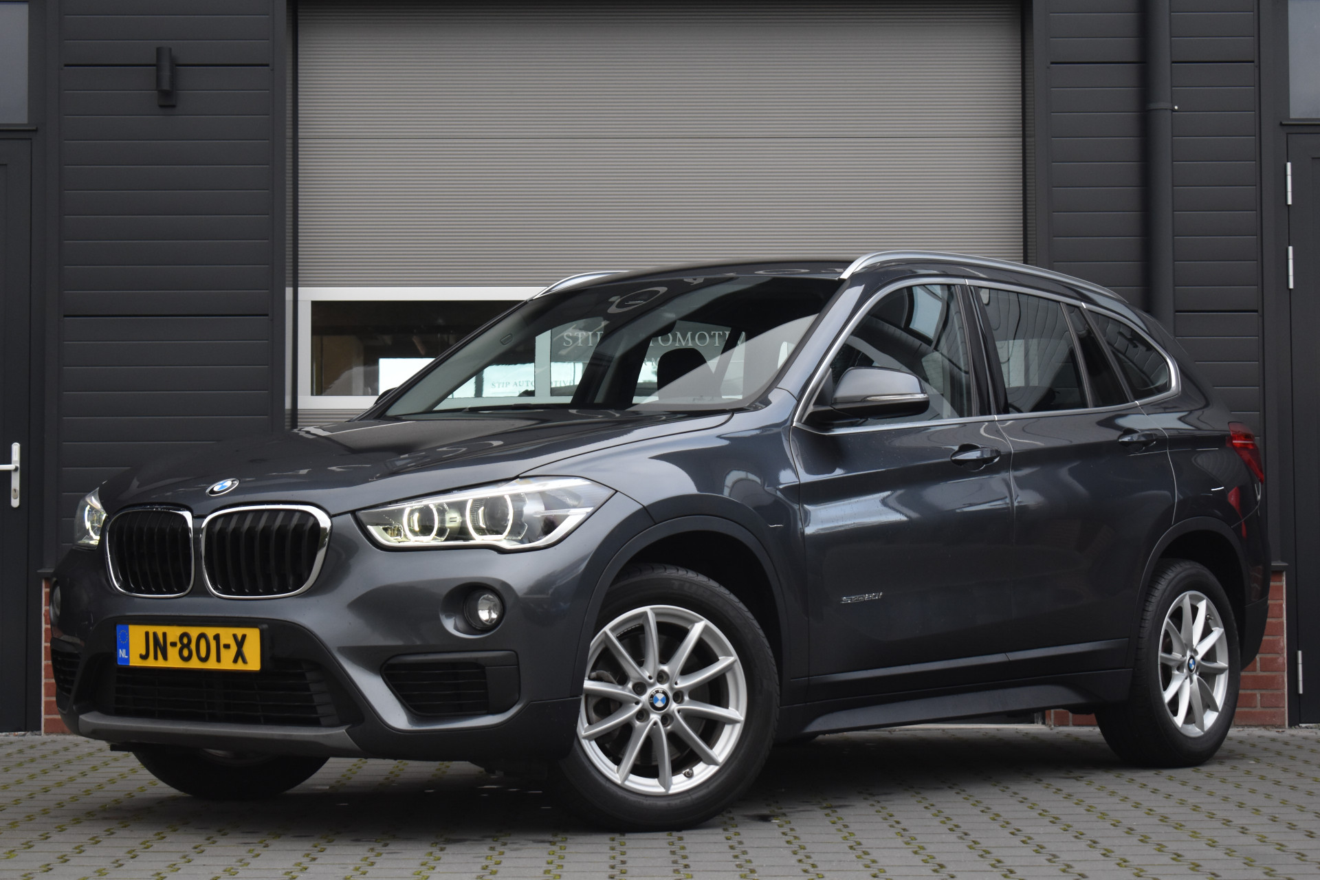 Foto van BMW X1