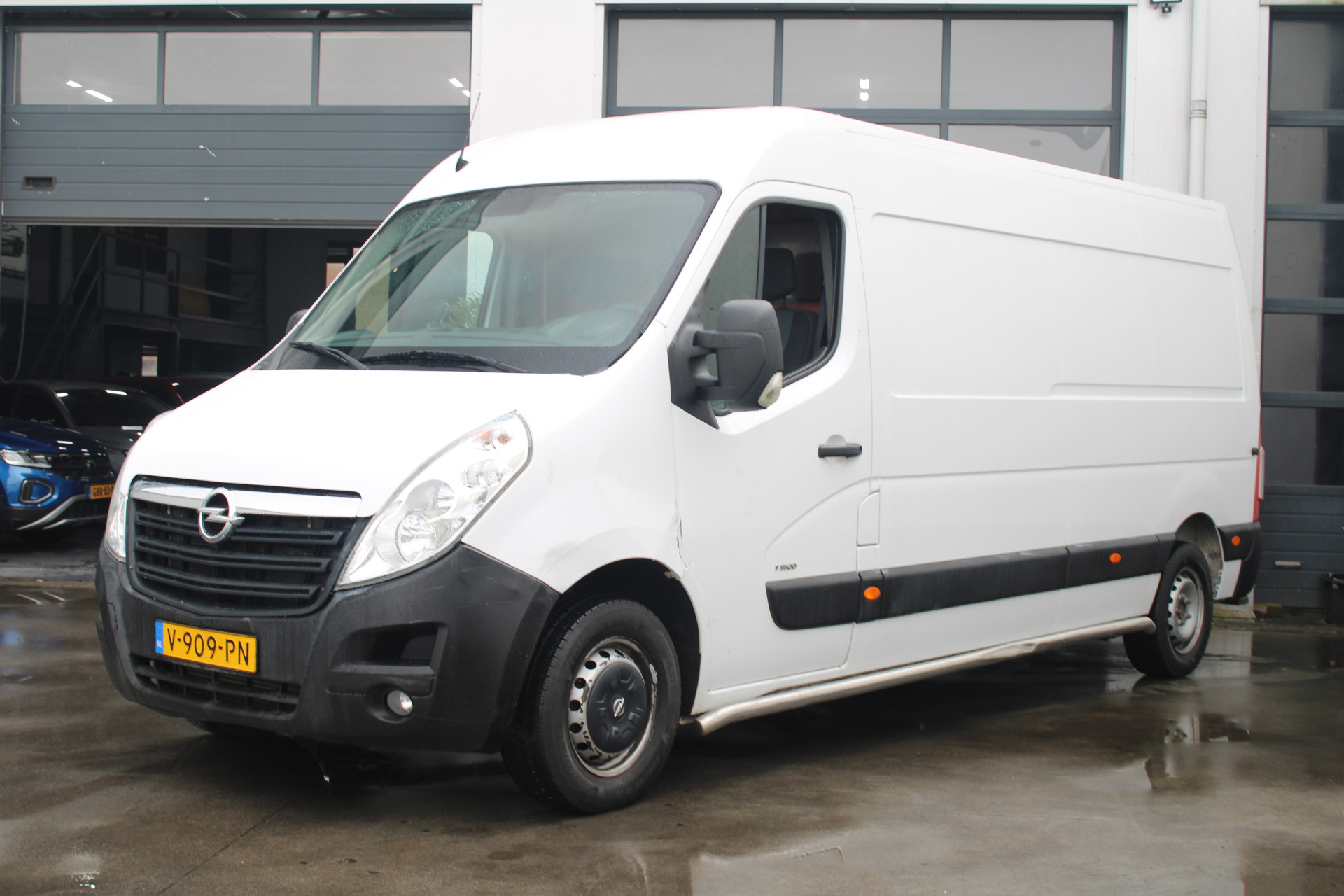 Opel Movano