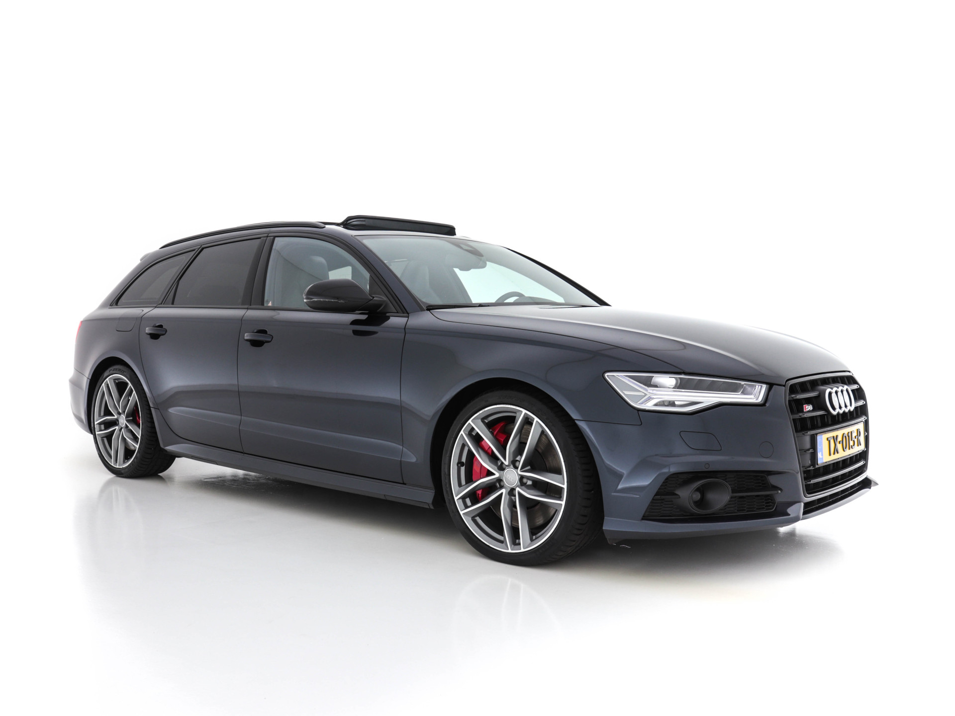 Foto van Audi S6