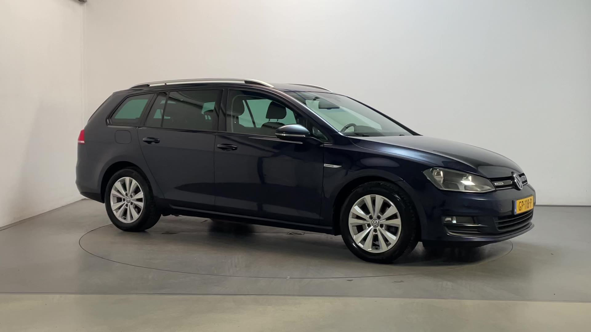 Foto van Volkswagen GOLF Variant