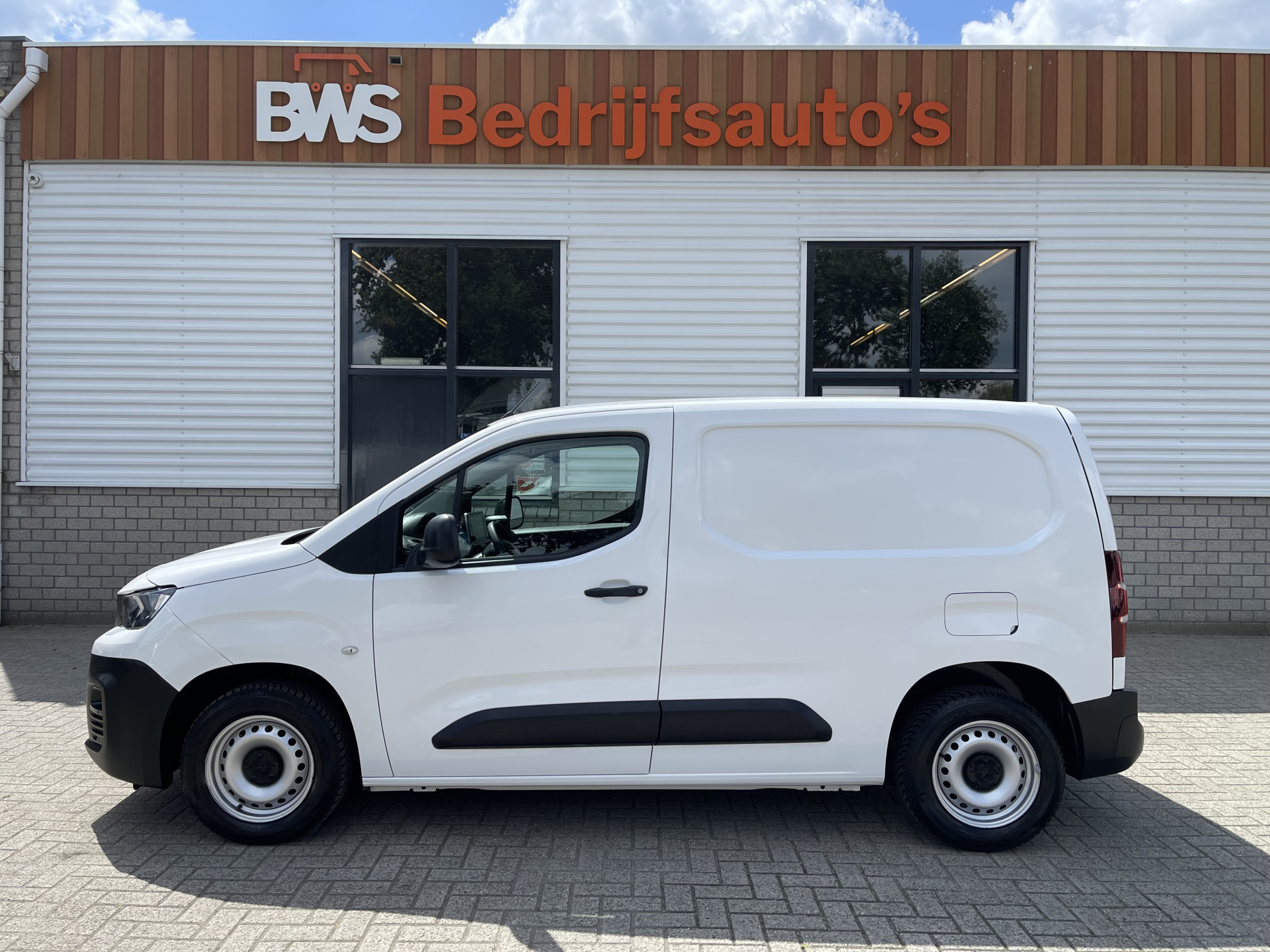 Foto van Peugeot Partner