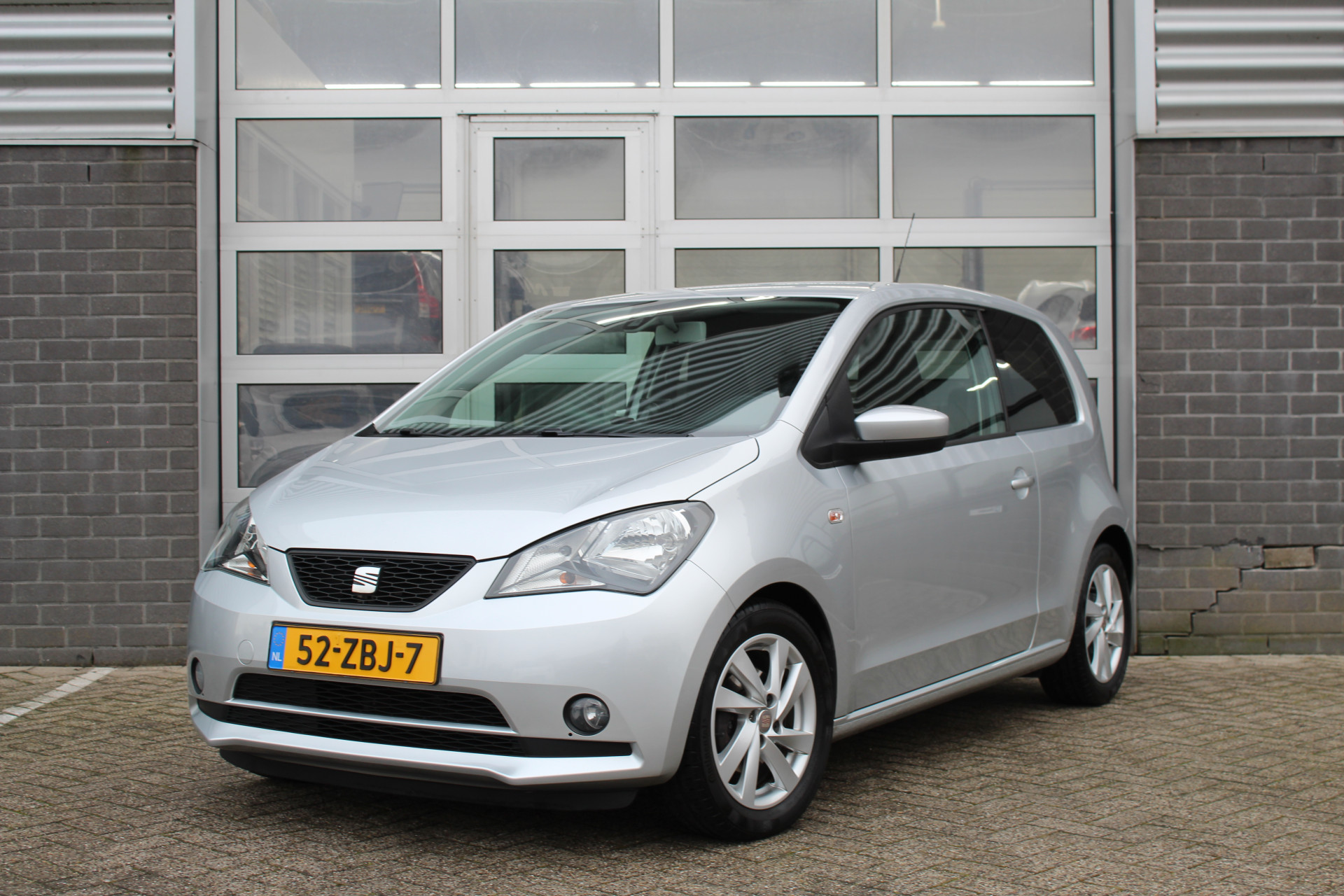SEAT Mii