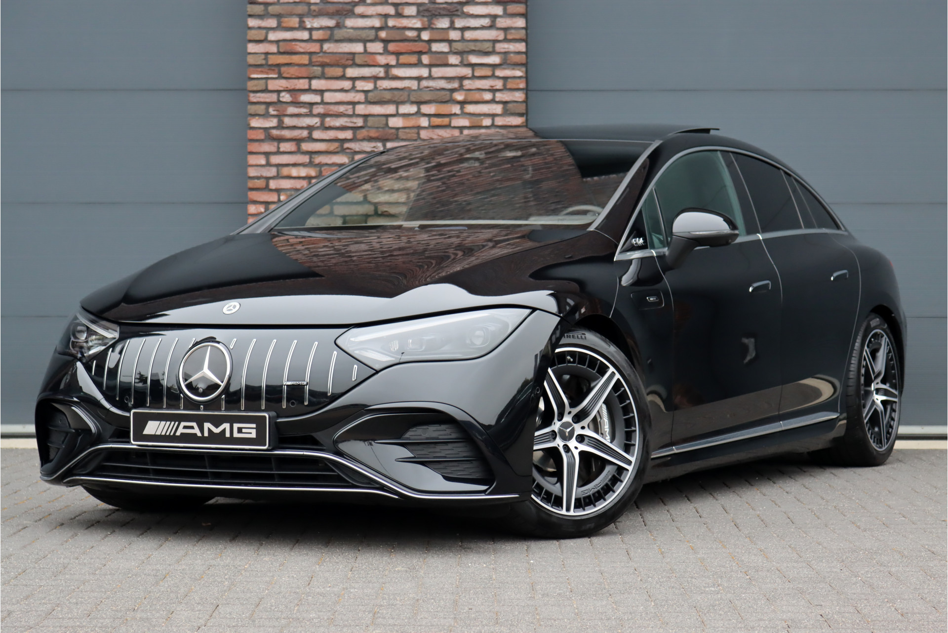 Foto van Mercedes-Benz EQE