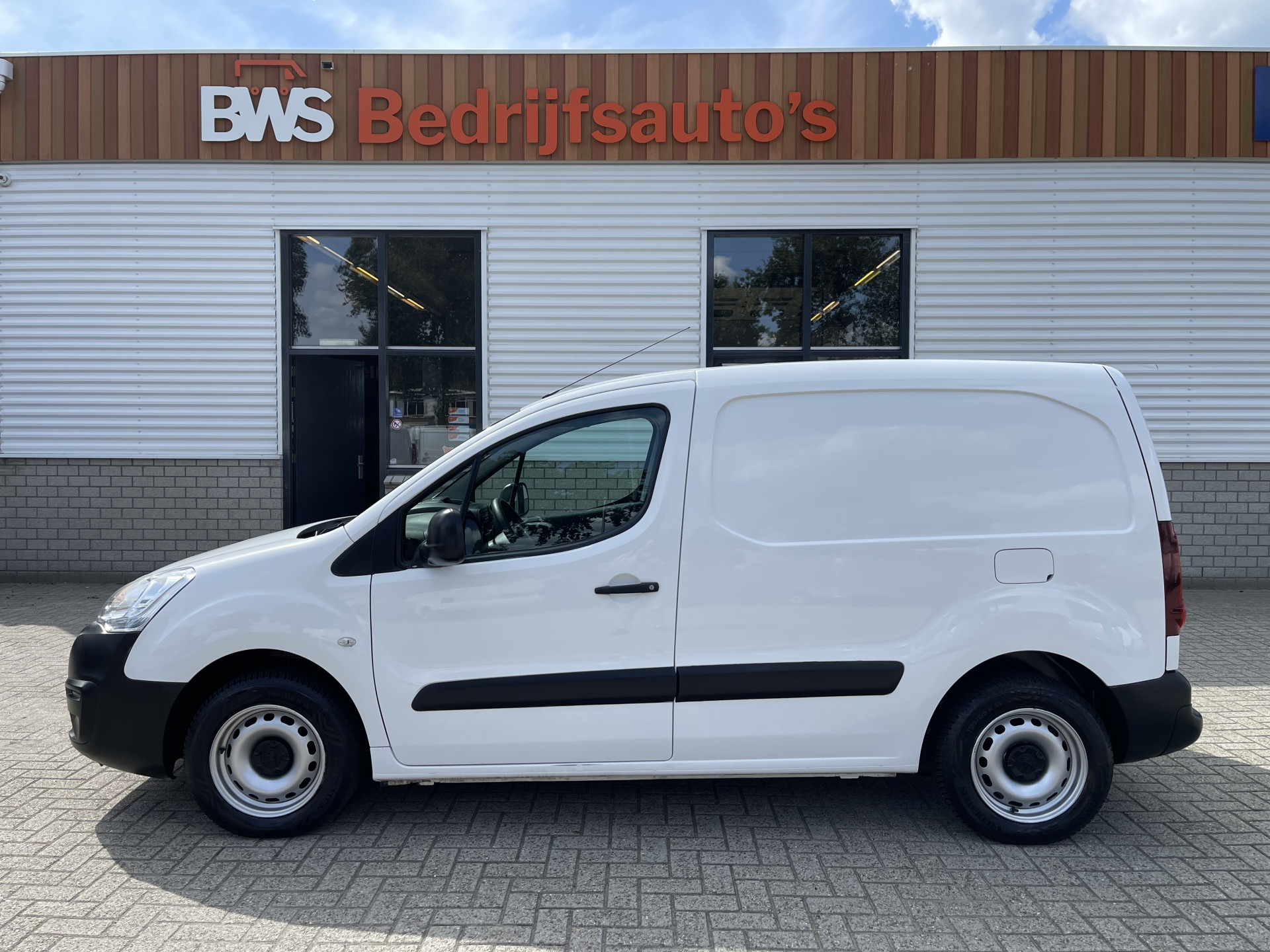 Foto van Peugeot Partner