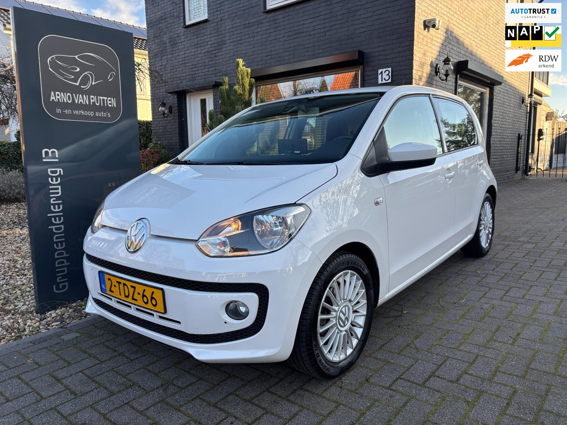 Foto van Volkswagen up!