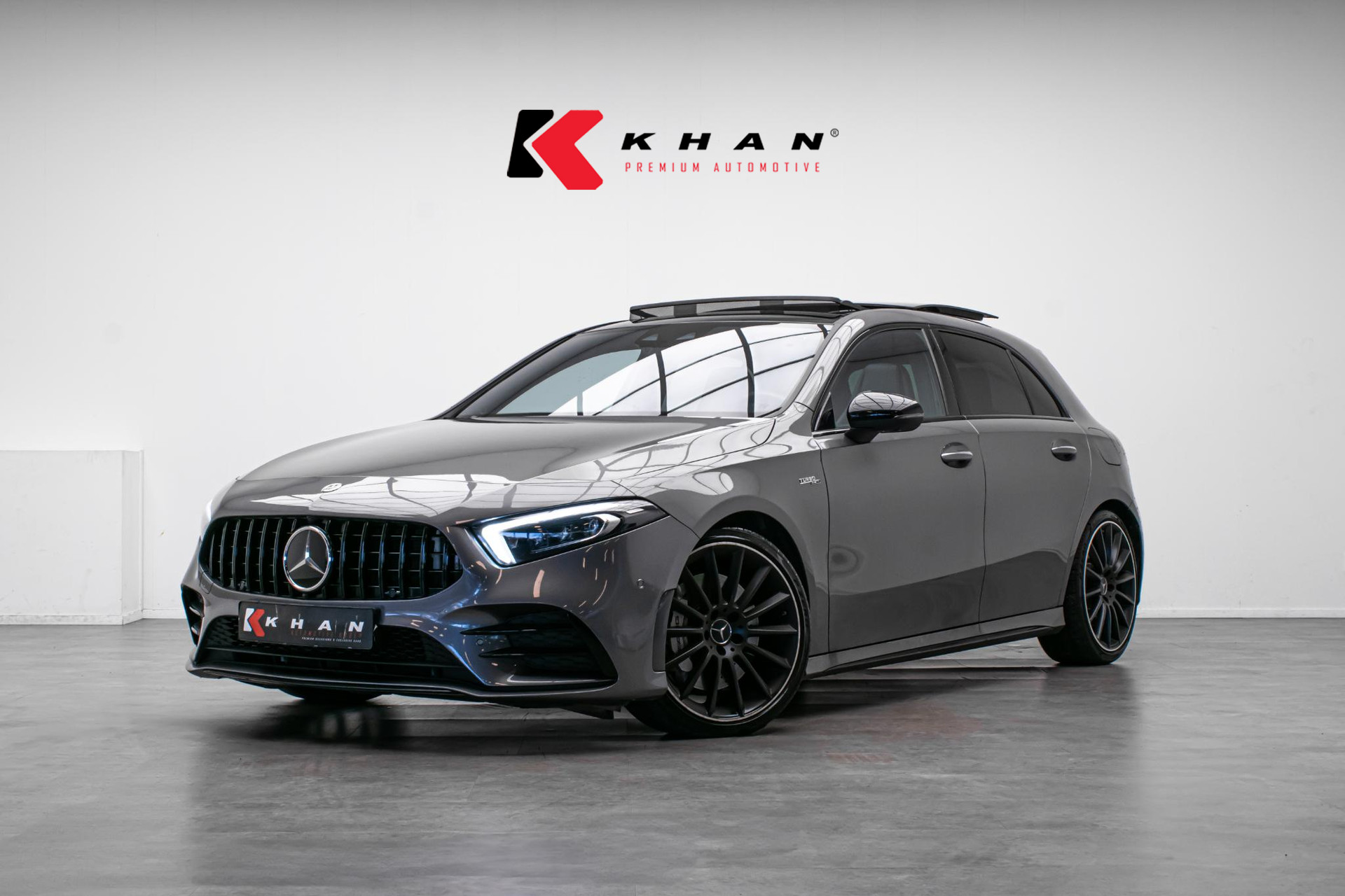 Foto van Mercedes-Benz A35 AMG