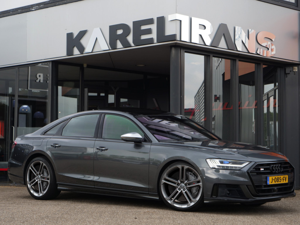 Foto van Audi S8