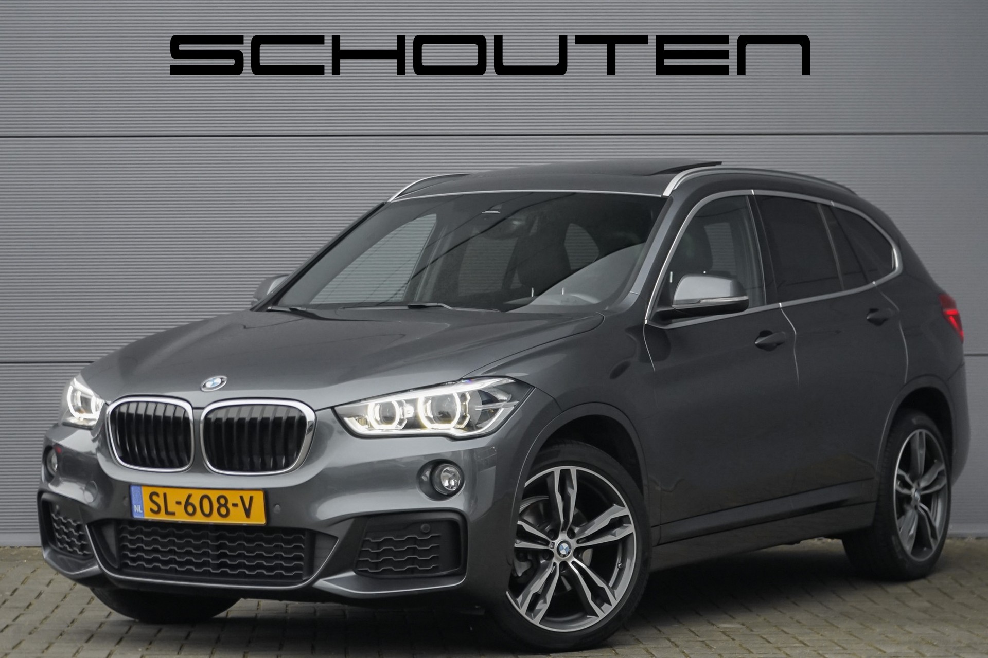 Foto van BMW X1