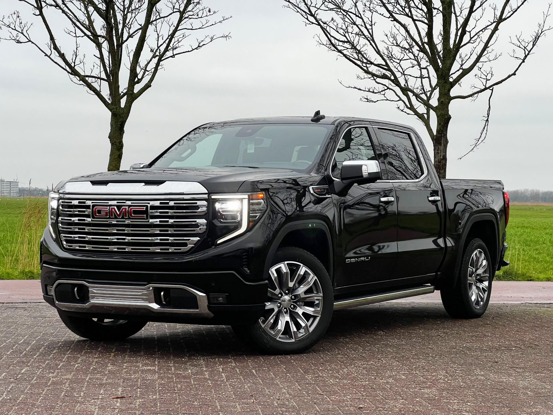 GMC Sierra