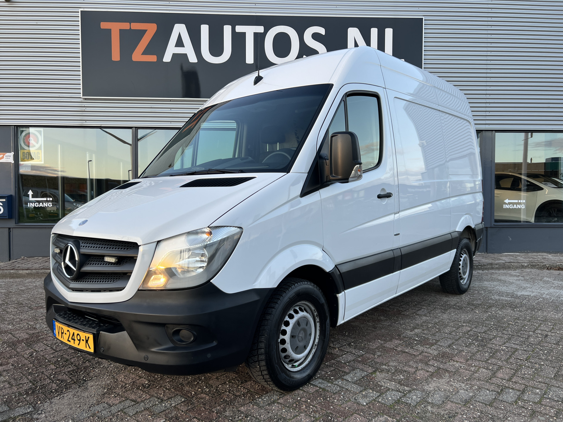 Mercedes-Benz Sprinter