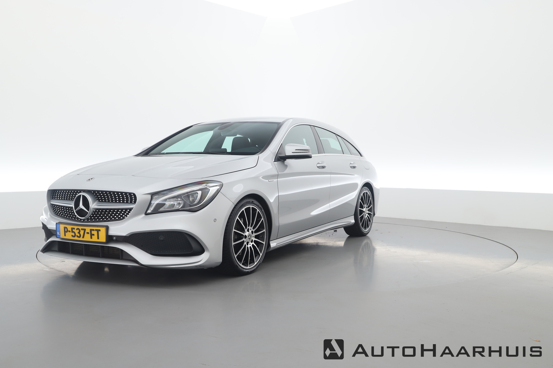 Foto van Mercedes-Benz CLA-Klasse