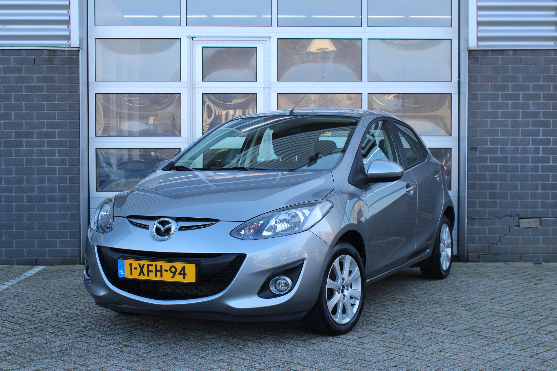 Mazda 2