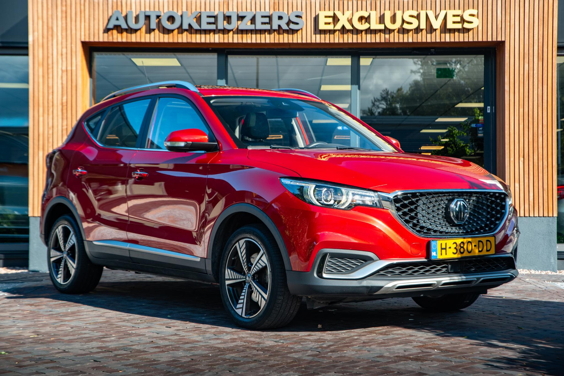 MG ZS