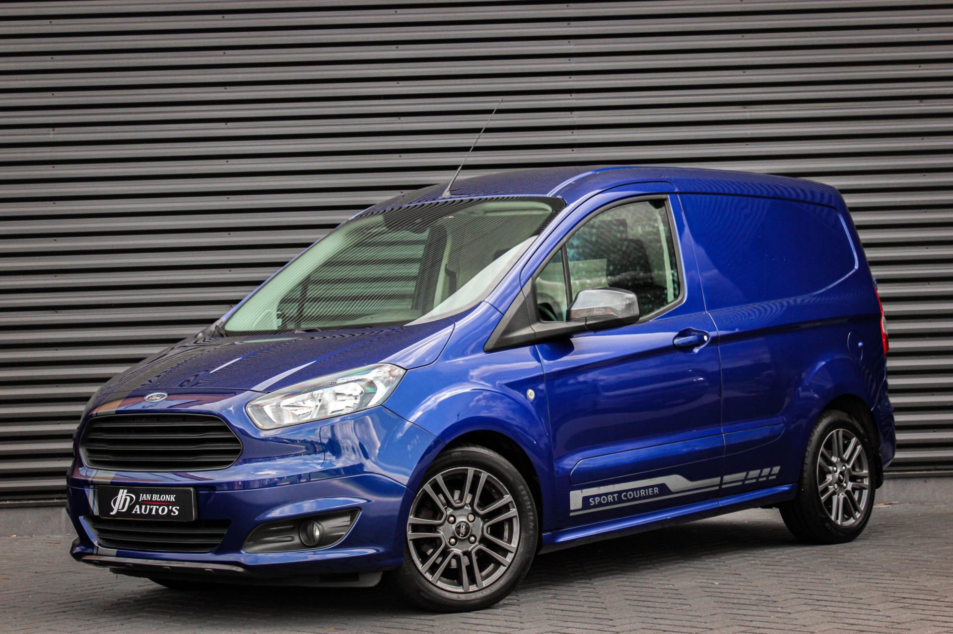Foto van Ford Transit Courier