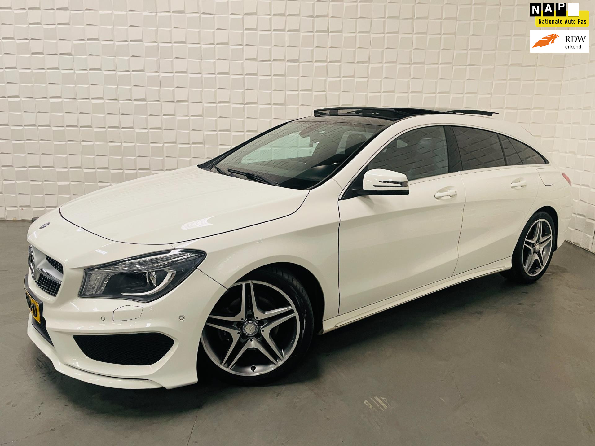 Foto van Mercedes-Benz CLA-Klasse