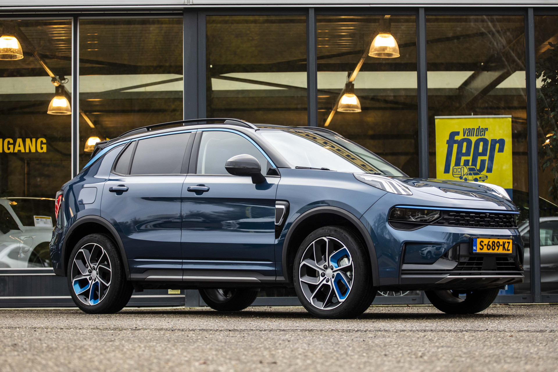 Foto van Lynk & Co 01
