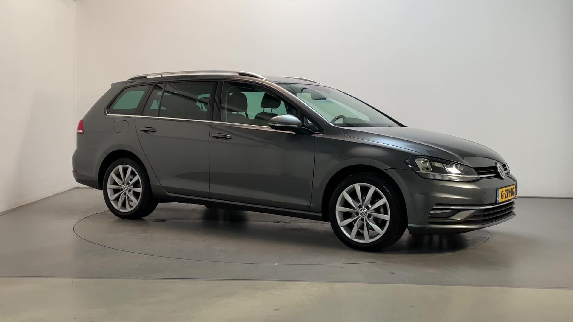 Foto van Volkswagen GOLF Variant