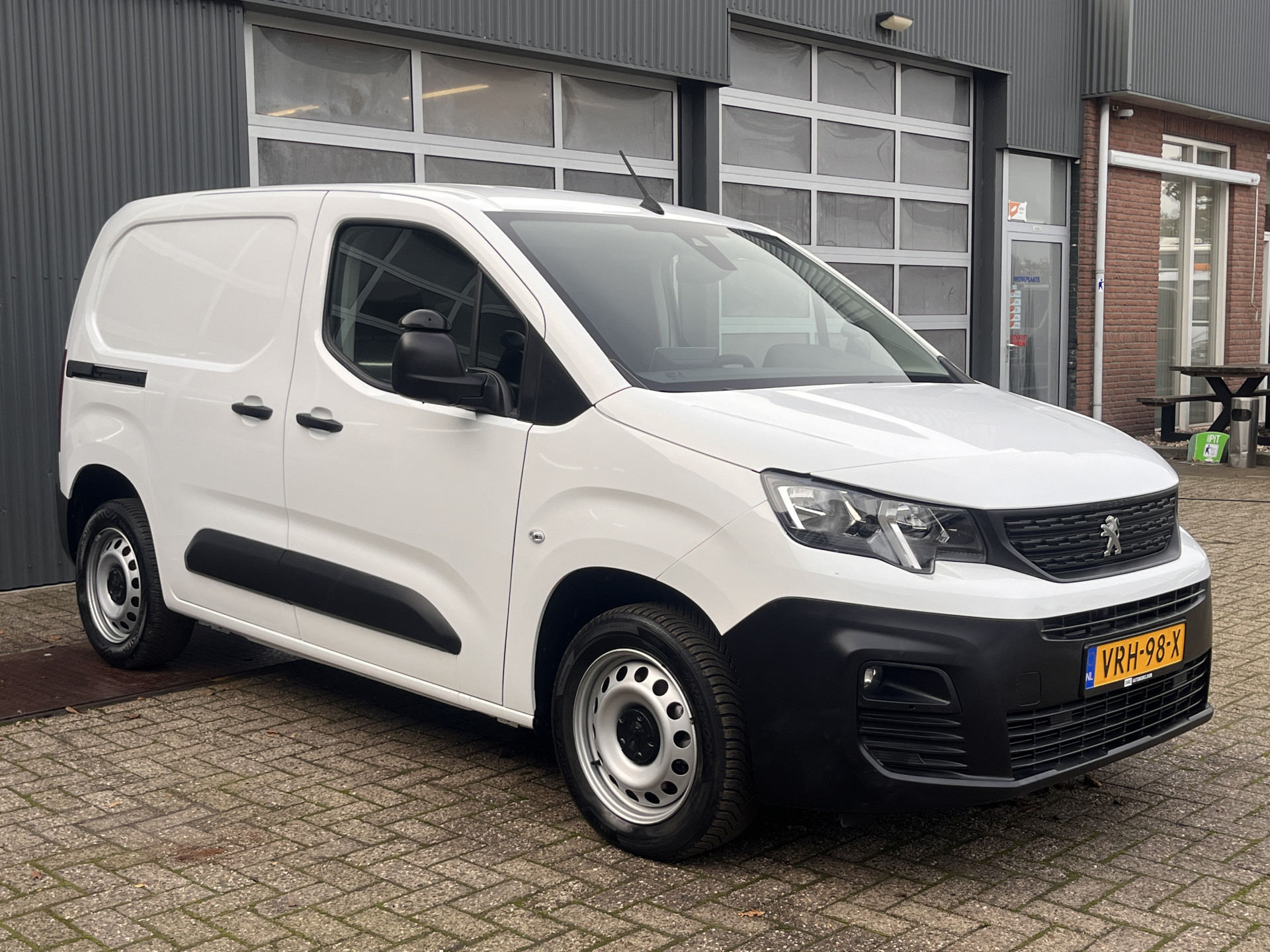 Foto van Peugeot Partner