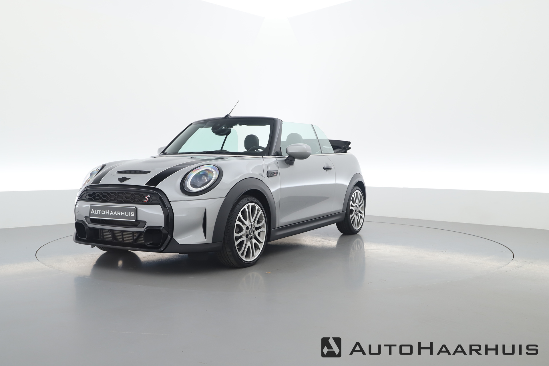 Foto van MINI Cabrio